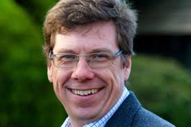 New medical director 'dedicated to excellence' is welcomed to NHS trust