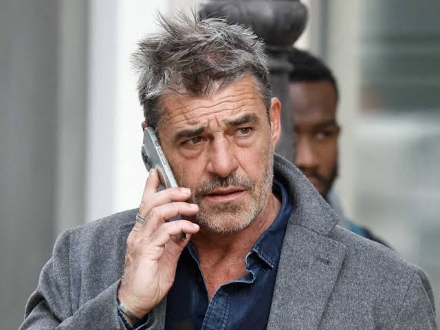 On me promettait une amputation" : Thierry Neuvic revient sur le terrible  accident qui a bien failli lui coûter sa jambe il y a 25 ans - Voici.fr
