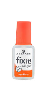 Odvaž se a ozdob si nehty nýty, proužky a holografickými designy. Essence Lepidlo Na Nehty Fix It Kupkosmetiku Cz