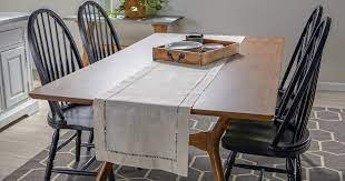 The easiest way to bring your dining room decor to life is to throw in a tablecloth. How To Use Table Runners For Decoration Overstock Com