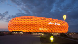 Allianz arena ʔaˈli̯ants ʔaˌʁeːnaː is a football stadium in munich, bavaria, germany with a 75,000 seating capacity. Wallpaper Allianz Arena En