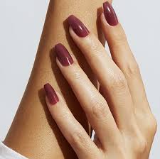 Instead of painting your nails with liquid, you apply a base coat, dip nails into colored powder ( spring colors abound!), brush off any excess, and seal with something called an activator—a formula that bonds the powder into a smooth. The Best Press On Nail Kits 2021 Cute Fake Nails Manicure