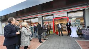 Aktuelle öffnungszeiten und jetzt geöffnete rossmann drogeriemarkt filialen in berlin buch inklusive kontaktdaten wie adresse, telefonnummer, webseite. Rossmann Eroffnet An Diesem Samstag Schorndorf Zeitungsverlag Waiblingen