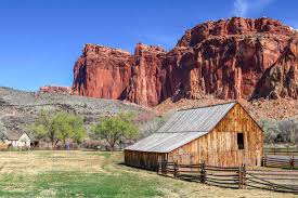 Photos of capitol reef national park. 10 Amazing Things To Do In Capitol Reef National Park Utah