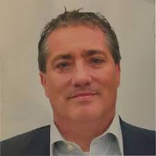 I am happy to share that I will be joining L'Oréal this summer as a Finance  Intern in the New York office!