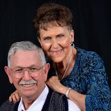 Anniversary: Gloria and Richard Hanson