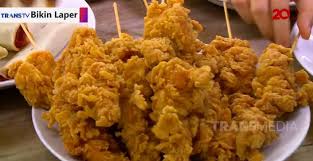 This article uses western name order when mentioning individuals. Bikin Laper Krenyes Ayam Goreng Crispy Dan Jelly Kelapa Yang Unik