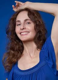 Sara Melson's Instagram, Twitter & Facebook