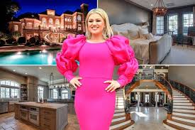 4,75(69 değerlendirme)·nashville, indiana, amerika birleşik devletleri. Kelly Clarkson S Tennessee Lake House Is For Sale Singer Puts Waterside Home Near Nashville On The Market For 5 6m Homes And Property Evening Standard