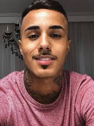 Músicas com letras para você ouvir, ler e se divertir. F5 Celebridades Mc Livinho Reaparece Apos Publicar Video Pedindo Ajuda Estou Bem 18 01 2021
