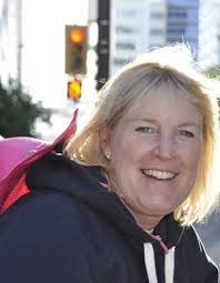 Melissa Stelter's Instagram, Twitter & Facebook