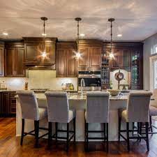 That said, more and more kitchens do have cabinets that extend to the ceiling, even with 9 or 10 foot ceilings. 42 Cabinets 9 Ft Ceiling Ideas Photos Houzz