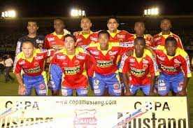 Jun 14, 2021 · sin embargo, en el fútbol encontró gran aceptación al producir sencillos en honor al equipo del que era hincha y acompañaba en el pascual guerrero, uno de ellos previo al ascenso en 2006: Aquel 2006 La Memorable Noche En El Pascual Canalsuperdepor