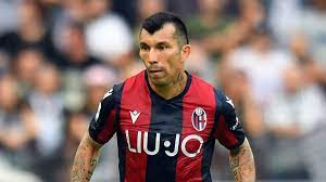 Gary medel plays for serie a tim team bologna and the chile national team in pro evolution soccer 2021. With Medel Bologna Announces That The Campus Waiver Of One Month S Salary Archyde