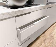 Get all the info you need on kitchen cabinet pulls, and browse ideas to inspire a truly stylish kitchen design. 8 Kitchen Cabinets Without Handles Ideas Furniture Details Cabinet Design Handleless Cabinets