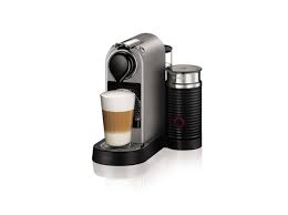 Easily make delicious coffee varieties like espresso, coffee, cappuccino and latte macchiato at the touch of a button. Cafeteras Maquinas De Cafe