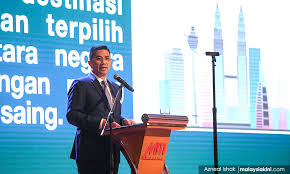 Berikut ini adalah daftar nama. Malaysiakini Azmin Tindakan Korea Utara Tak Jejas Pelaburan Asing