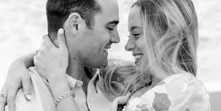 Amanda Cerva and David Russell's Wedding Website