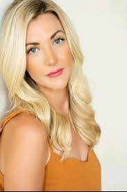 Debra Callies's Instagram, Twitter & Facebook