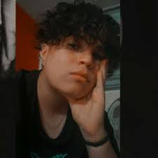 Theo Colon's Instagram, Twitter & Facebook