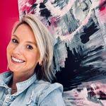 Ashley Kimball's Instagram, Twitter & Facebook