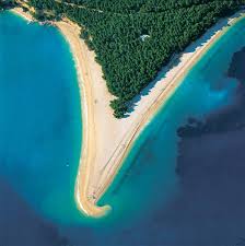 plaža Zlatni rat na Bolu