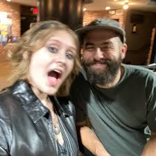 Fern Howell (@f3rngu11y) • Instagram photos and videos