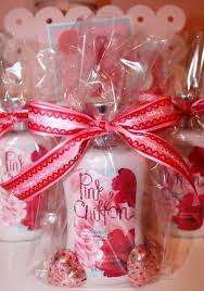 Easy and quick gifts for everyone! Little Pumpkin Grace Teacher Valentine Gifts Teacher Valentine Pinterest Valentines