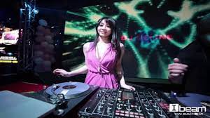 Pilih satu link dari 15 daftar dibawah untuk streaming video klip mp4 di metro musik, detail informasi dan kumpulan full album lagu terkait. House Musik Pop Indonesia Lagu Lawas 2015 Nonstop Dugem Remix Youtube