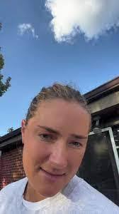 Suzanne Stetson's Instagram, Twitter & Facebook