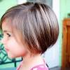 Meskipun pendek, model pixie akan memberikan kesan wajah yang lebih imut dan modis dengan potongan rambut kekinian. 1