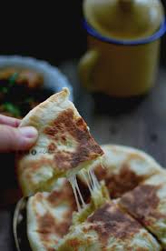 Suami cik tom cakap patut tak nampak cheese tu kat tepi roti. Resepi Roti Nan Cheese Frozen