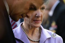 Expiring tax credit sets off a scramble in Hollywood