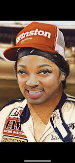 Make contact with runner