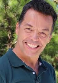 Arturo Vasquez's Instagram, Twitter & Facebook