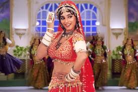 Javed Akhtar Calls Out Madhuri Dixits Iconic Song Choli Ke Peeche Kya Hai:  Yeh Darr Lagta Hai... - News18