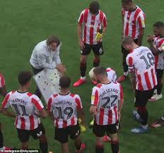 Check spelling or type a new query. Brentford Nehmen Getranke Pause Auf Die Nachste Ebene Wie Thomas Frank Verwendet Whiteboard Zu Erklaren Taktik Aktuelle Boulevard Nachrichten Und Fotogalerien Zu Stars Sternchen