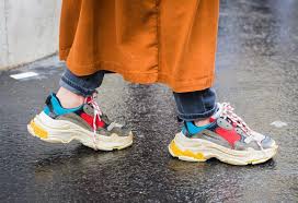 Check spelling or type a new query. Cantik Dan Trendy Ini 10 Sneakers Jenama Terkemuka Yang Menjadi Kegilaan Penggemar Fesyen Nona