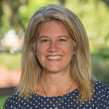 Amy Magnuson's Instagram, Twitter & Facebook