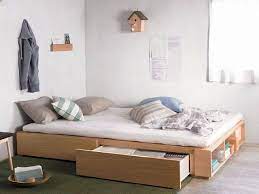 Jun 08, 2021 · belum lagi, tempat tidur ini bisa disulap menjadi tempat tidur yang nyaman. Desain Tempat Tidur Tanpa Ranjang Comfy Cozy Muji Bed Minimalist Bedroom Best Storage Beds