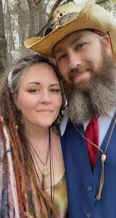 Sandy Pardo's Instagram, Twitter & Facebook