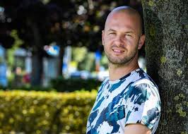 Volgens hln gaat het om een vlaamse acteur bekend van. Naaktfoto S Bekende Belgen Circuleren Op Whatsapp Vlaamse Acteur Woest Minister Grijpt In Show Ad Nl