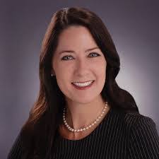 Danielle Currier's Instagram, Twitter & Facebook