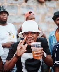 Lady du, kabza de small & killer kau are cooking new song (video) lady du, kabza de small & killer kau are cooking something in the. Kabza De Small Becomes Ist Ever Sa Artist To Break Such Record