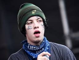 Lil Xan Suffers a Panic Attack Amid Coronavirus Pandemic Stress