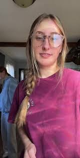 Alyssa Ogden's Instagram, Twitter & Facebook