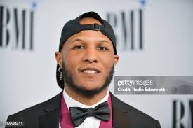 319 Photos & High Res Pictures