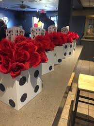 Solid color or matching balloons, table clothes, streamers, & other decorating accessories can be added to make this fun theme eye catching. Casino Las Vegas Themed Centerpieces Vegas Theme Party Casino Themed Centerpieces Casino Party Decorations