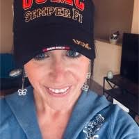 70+ 'Holly Lang' profiles