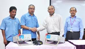 Lebih 28 tahun berniaga mee goreng. Ppkee Sumbang 50 Unit Osiloskop Good Will Kepada Kolej Vokasional Nibong Tebal